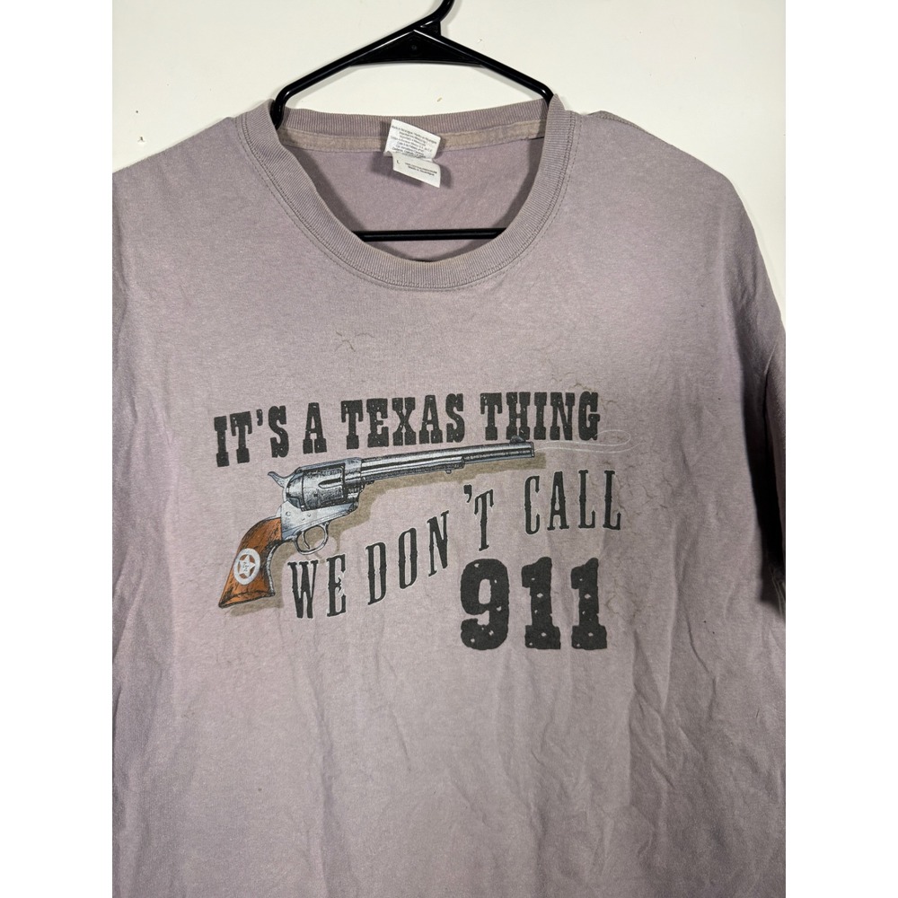 Gildan Ult Texas Revolver Graphic Tee Purple Mens Large Distressed